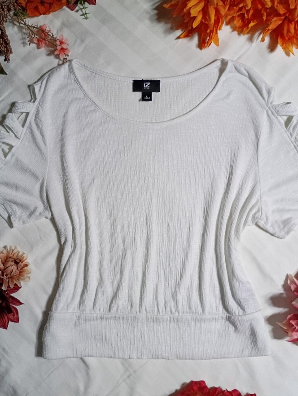 Iz Byer White Short Sleeve Knit Top with Ladder Cutout Sleeves